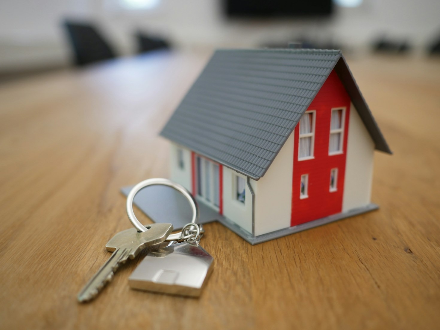 Affordable Study Strategies for Aspiring Realtors